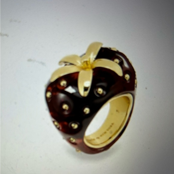 NWOT Kate Spade Tutti Frutti ring. Sizes 4.5.
Box is for display. - Picture 8 of 8